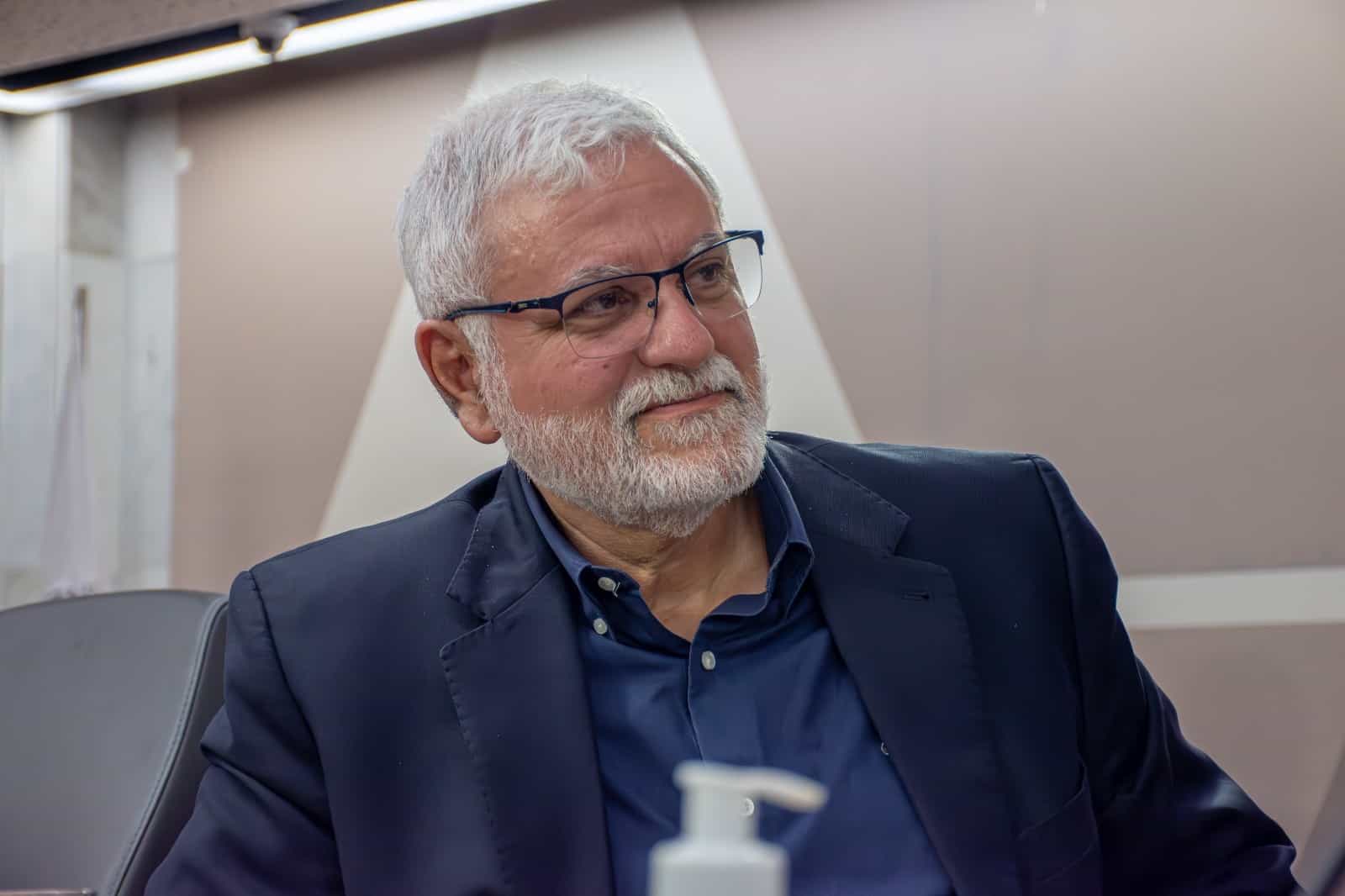 Hugo Motta tirou Lula de um estado modorrento, analisa sociólogo Rudá Ricci